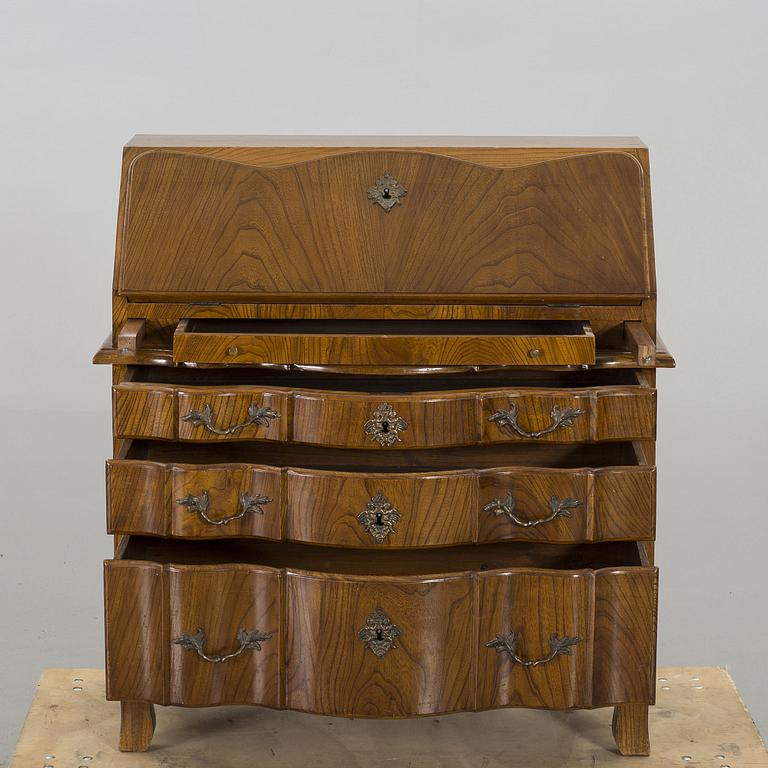 A late Baroque desk, mid 1700's.