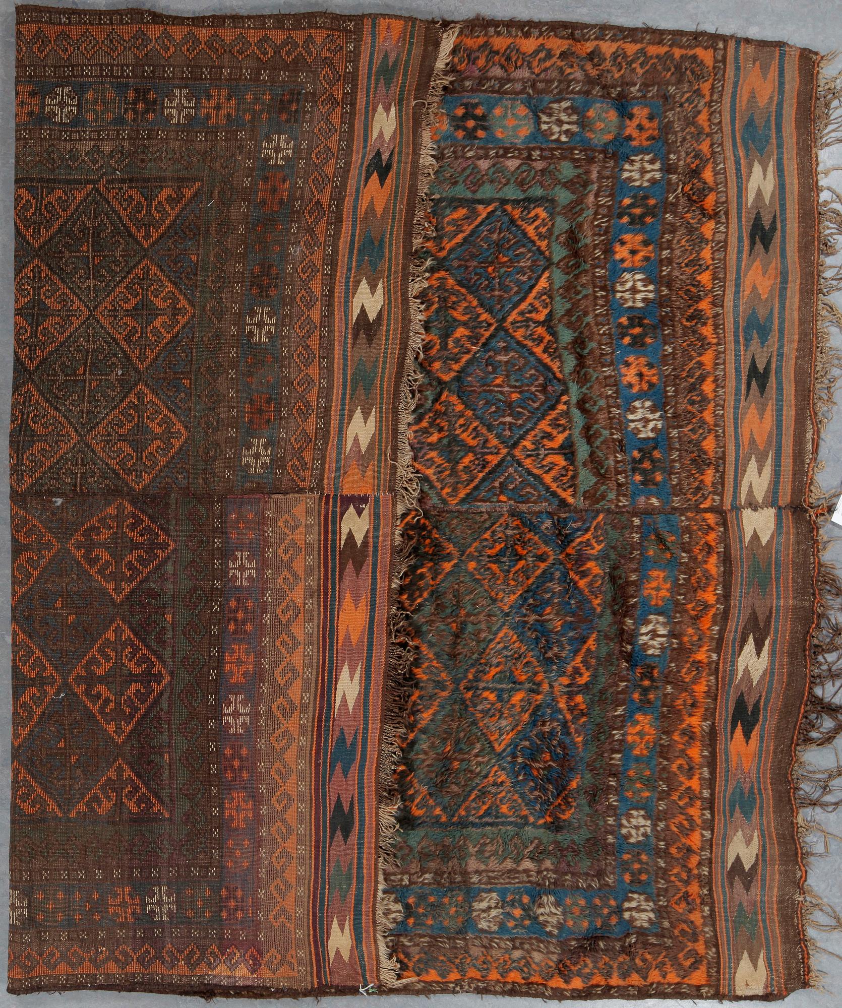 MATTA, semiantik, Beluch, herdematta. Ca. 260 x 215.