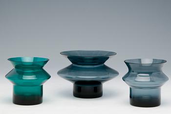 712. Helena Tynell, A SET OF GLASS VASES, 3 PCS.