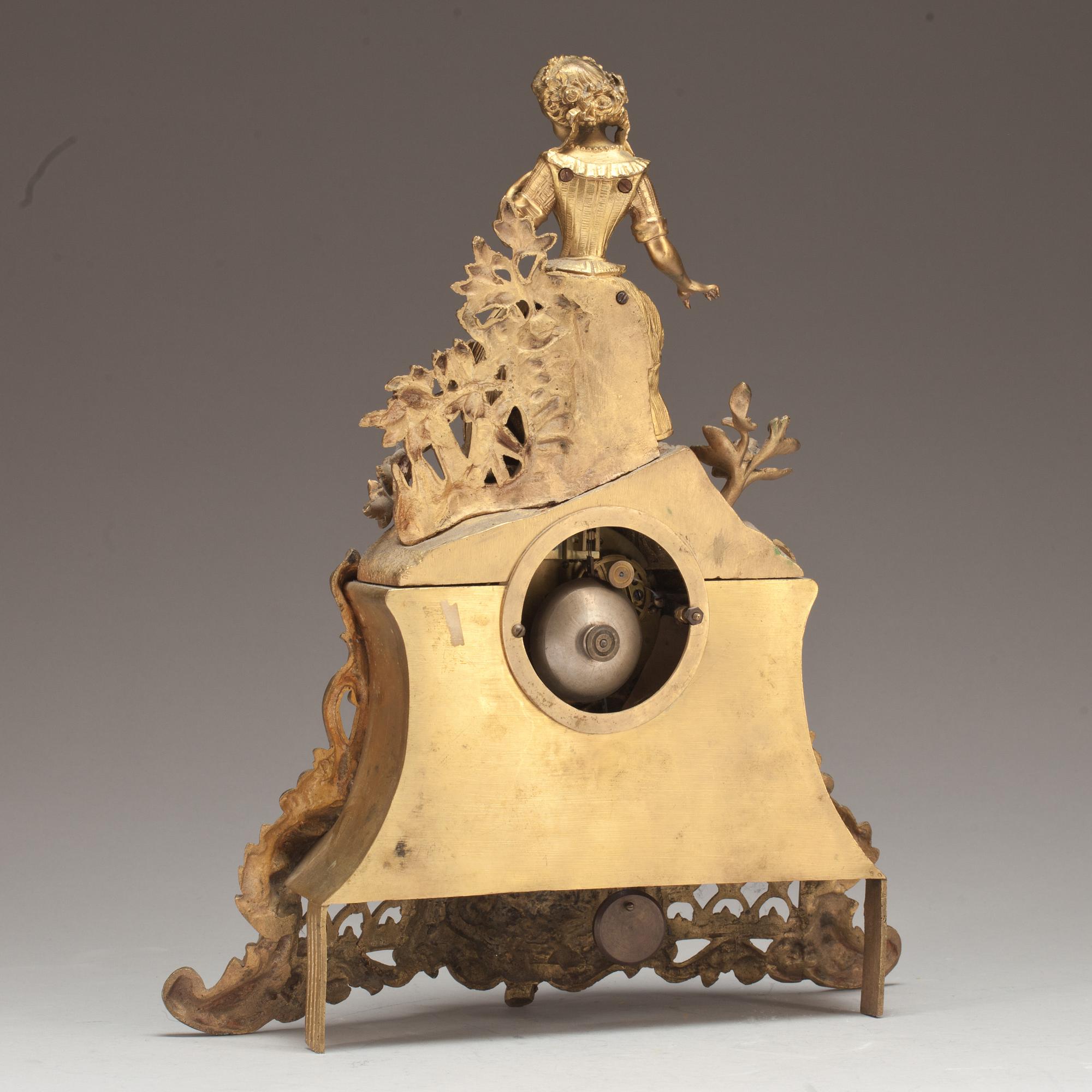 BORDSPENYL, nyrokoko, 1800-talets slut.
