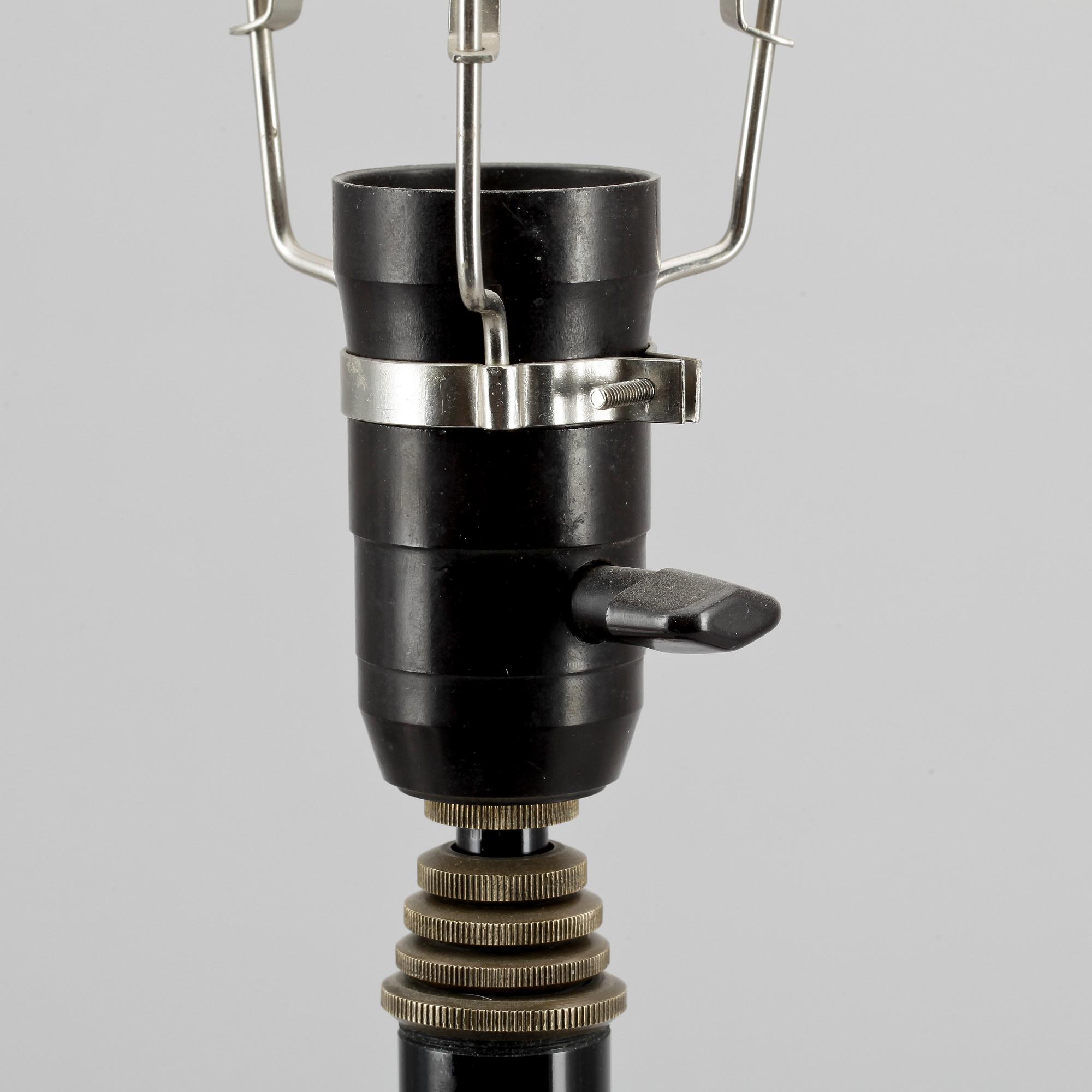 GOLVLAMPA, metall, funktionalism, 1930/40-tal.