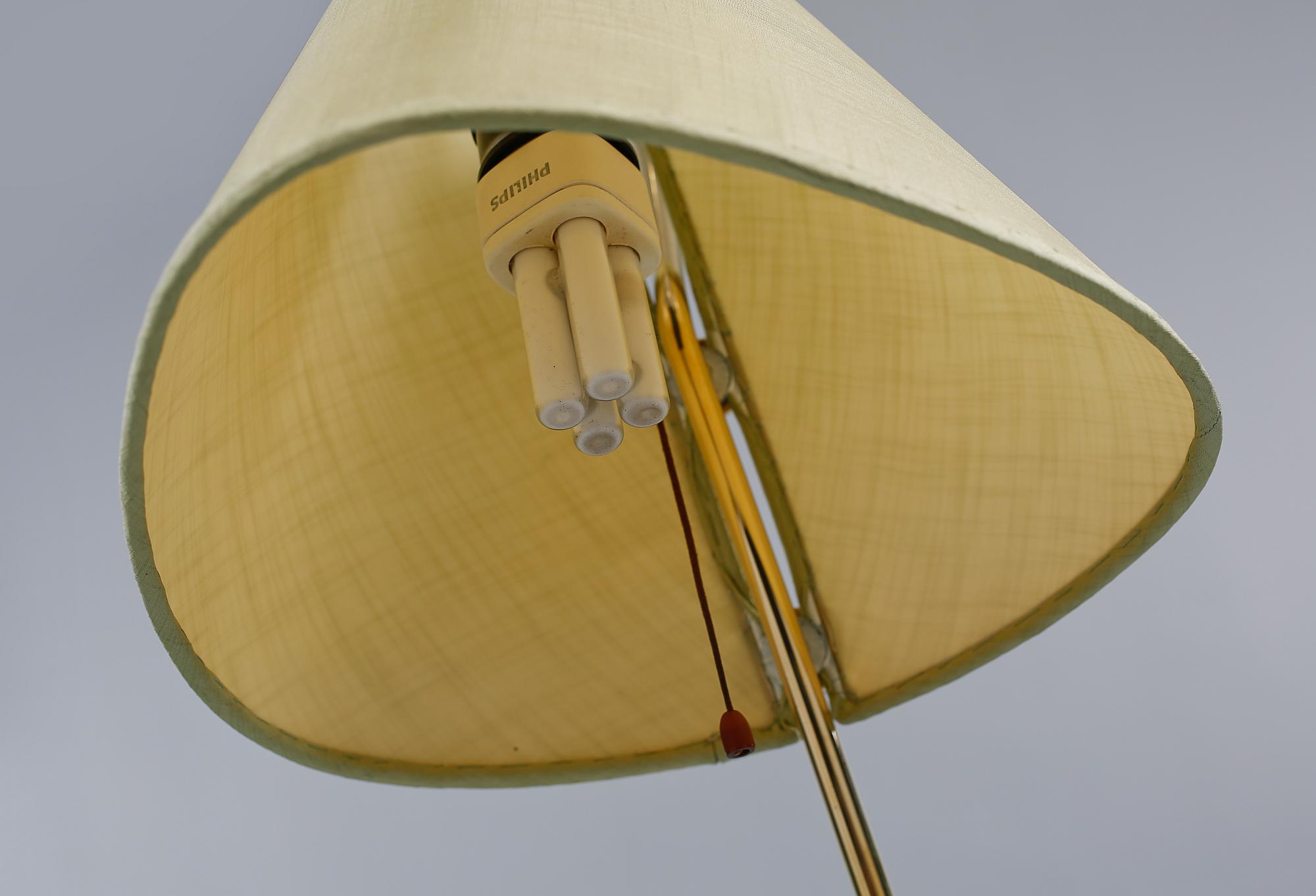 GOLVLAMPA, Asea Belysning, omkring 1900-talets mitt.