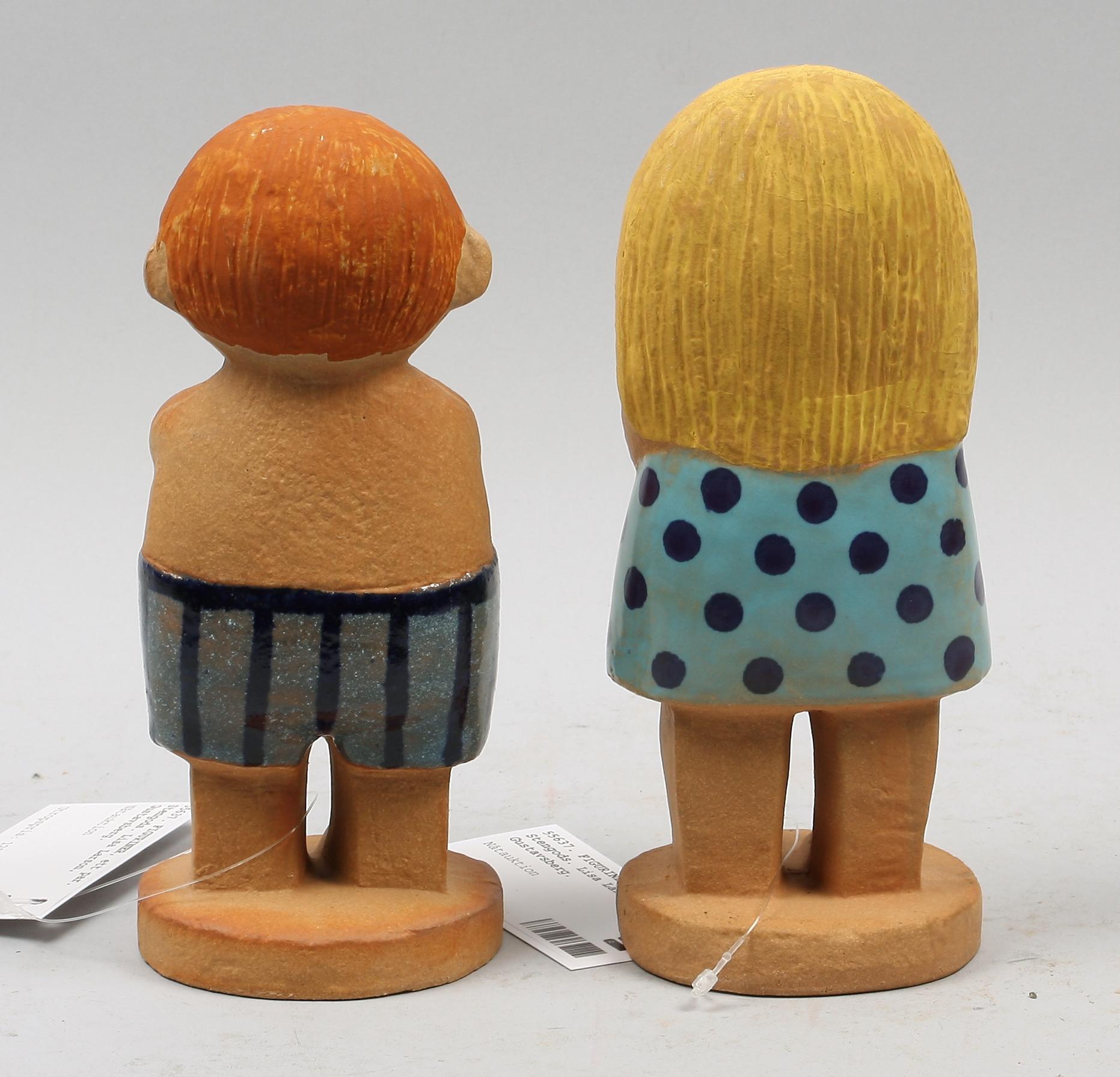 FIGURINER, ett par. Stengods. Lisa Larson, Gustavsberg.