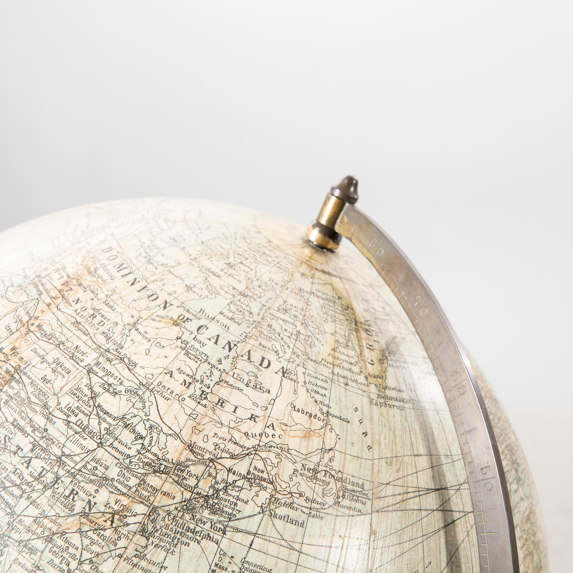 An early 1900s globe.