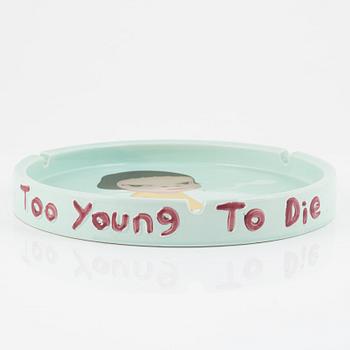 Yoshitomo Nara,  ashtray "Too Young To Die", 2002 Bozart.