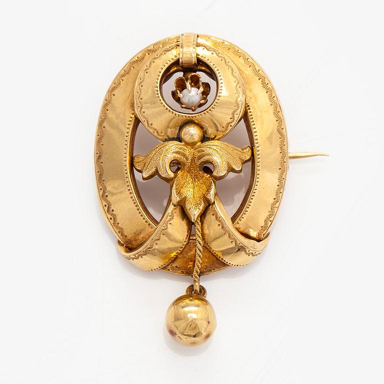 Brooch, 18K gold, pearl, Malmö 1882.