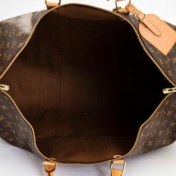 Louis Vuitton, a Monogram Canvas 'Keepall 60 Bandoulière' weekendbag.