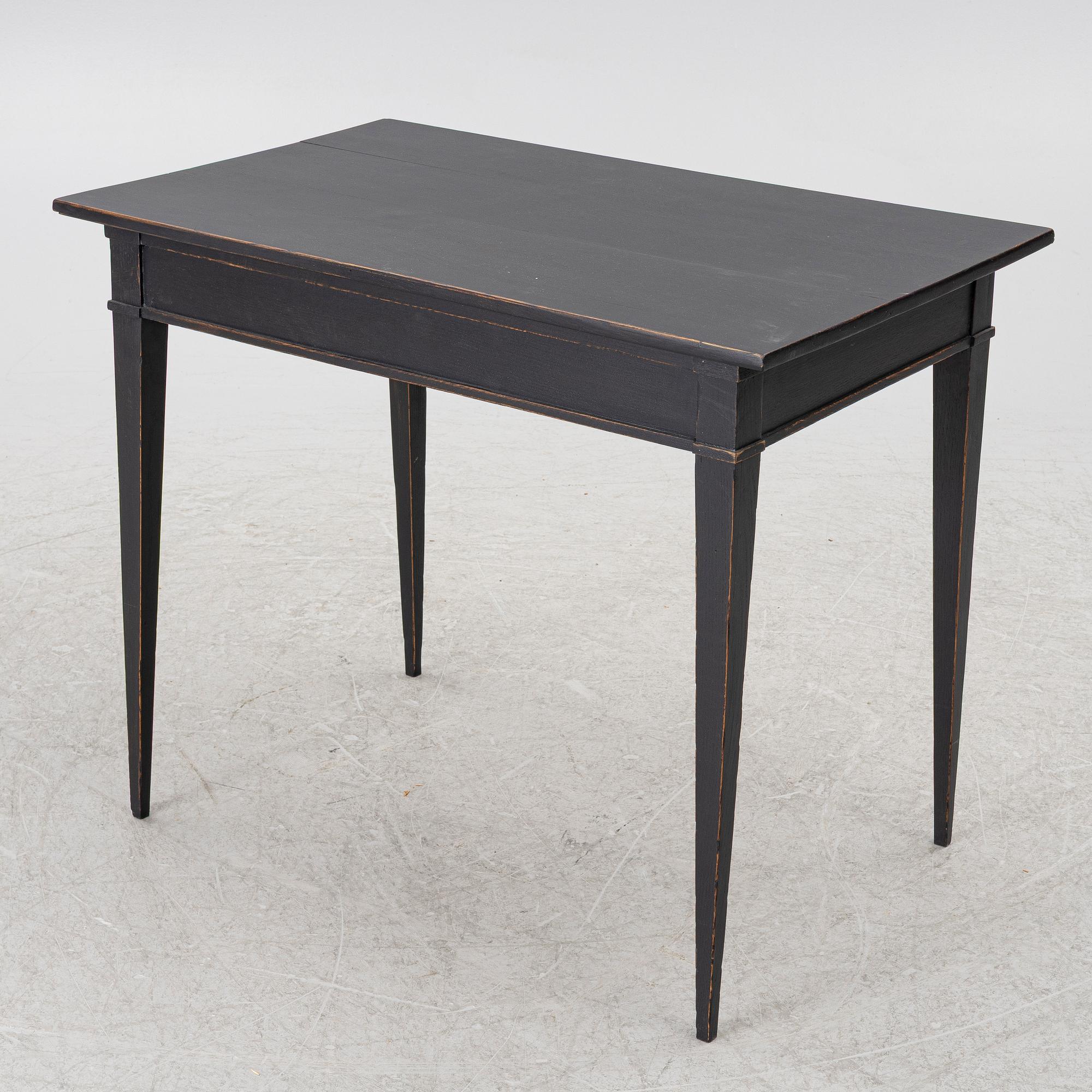 A table, first half of the 20th century.