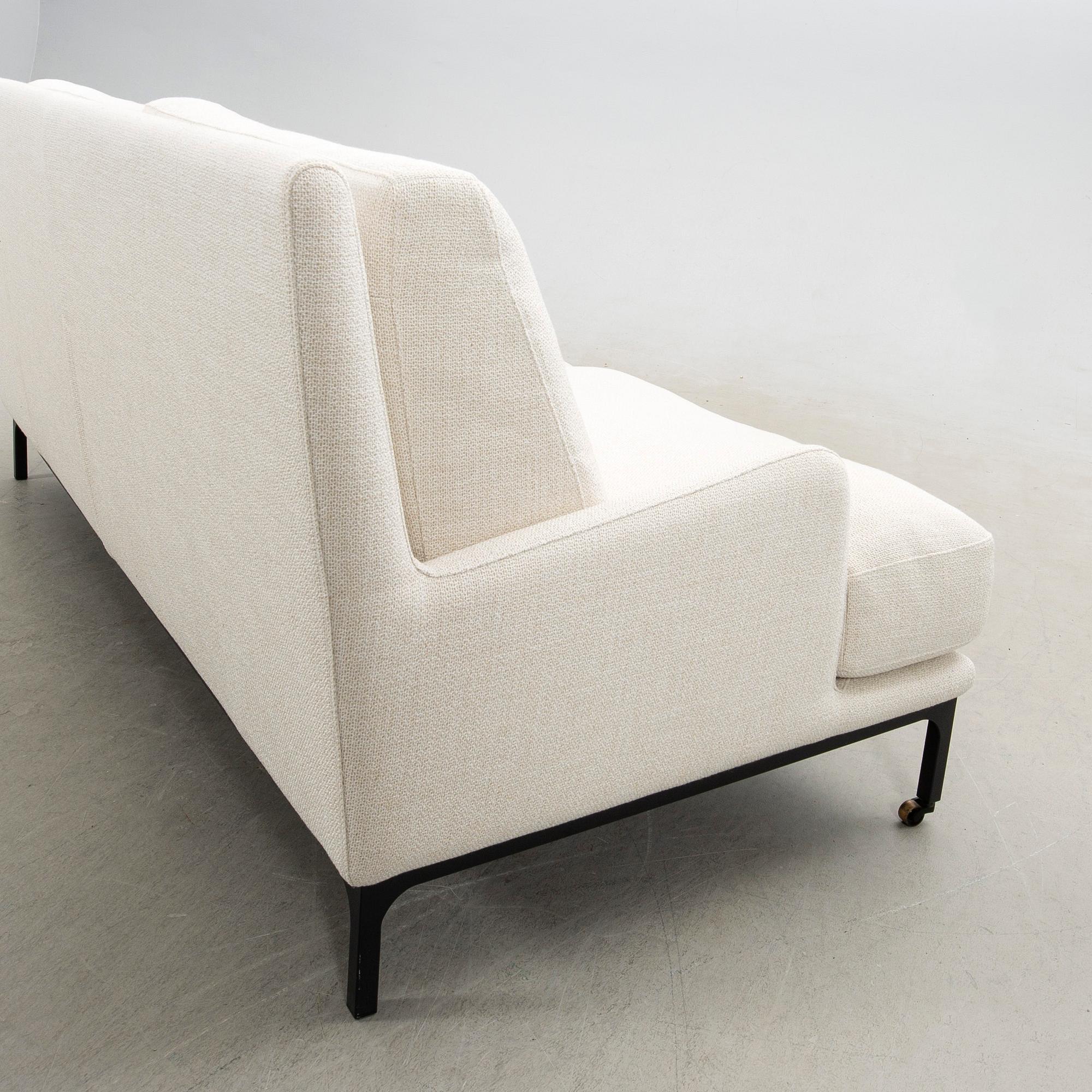 Alexander Lervik, Sofa, "Mr Jones", for Adea 2016.