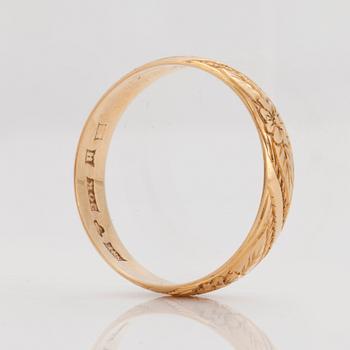 A 20K gold ring.