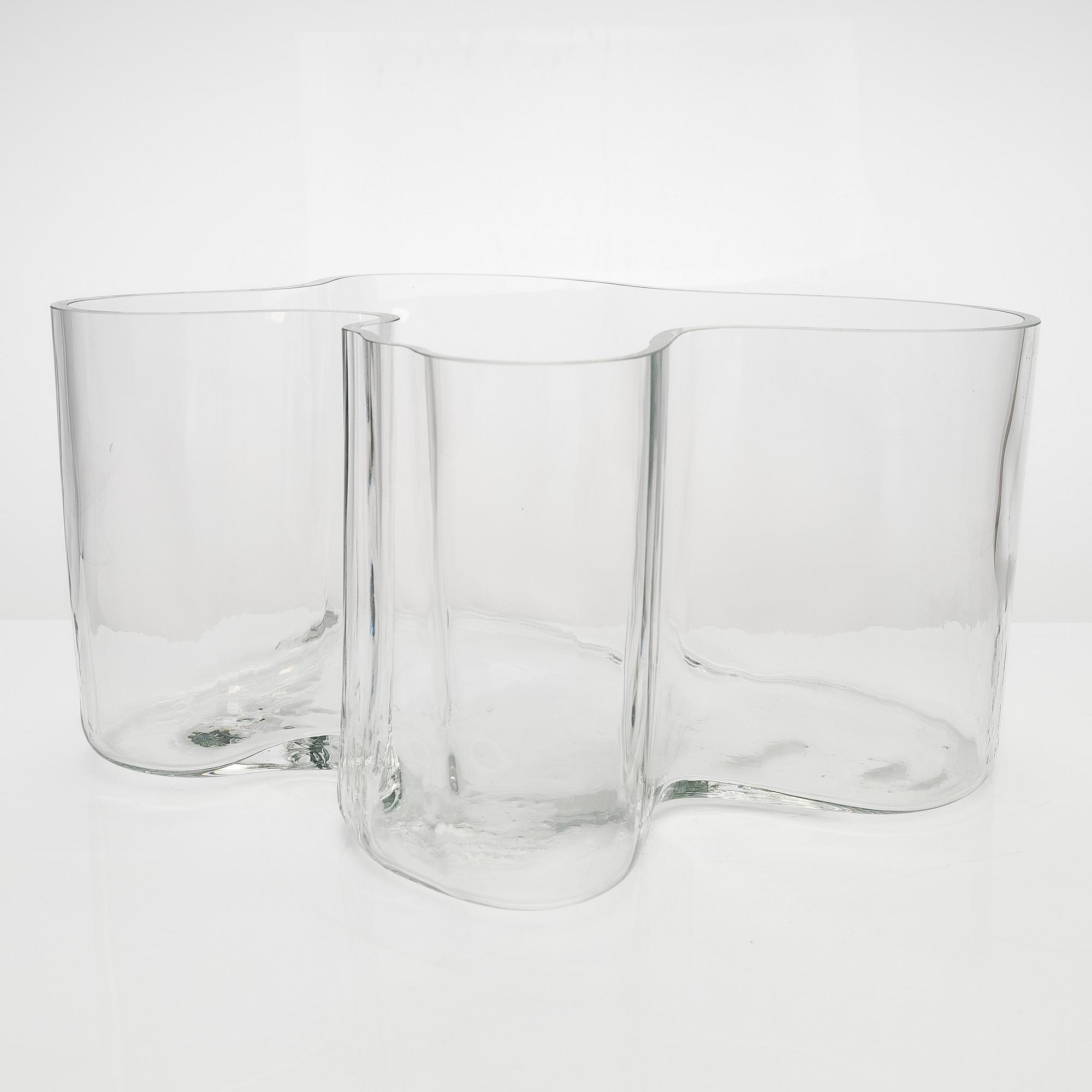 Alvar Aalto, vas, modell 3031 signerad Alvar Aalto 6/1990.
