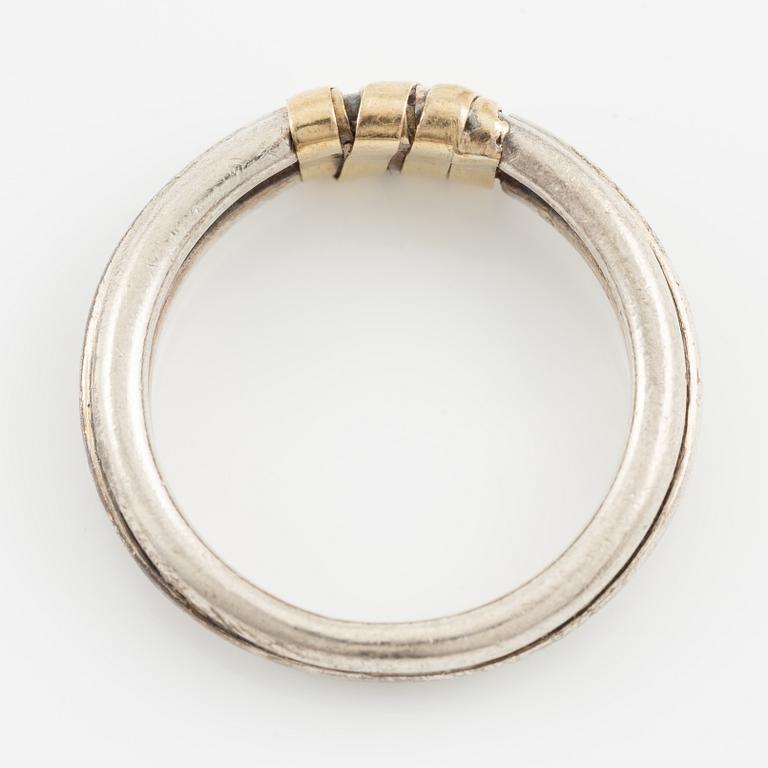 Ring, Cartier,  silver och 18K guld.