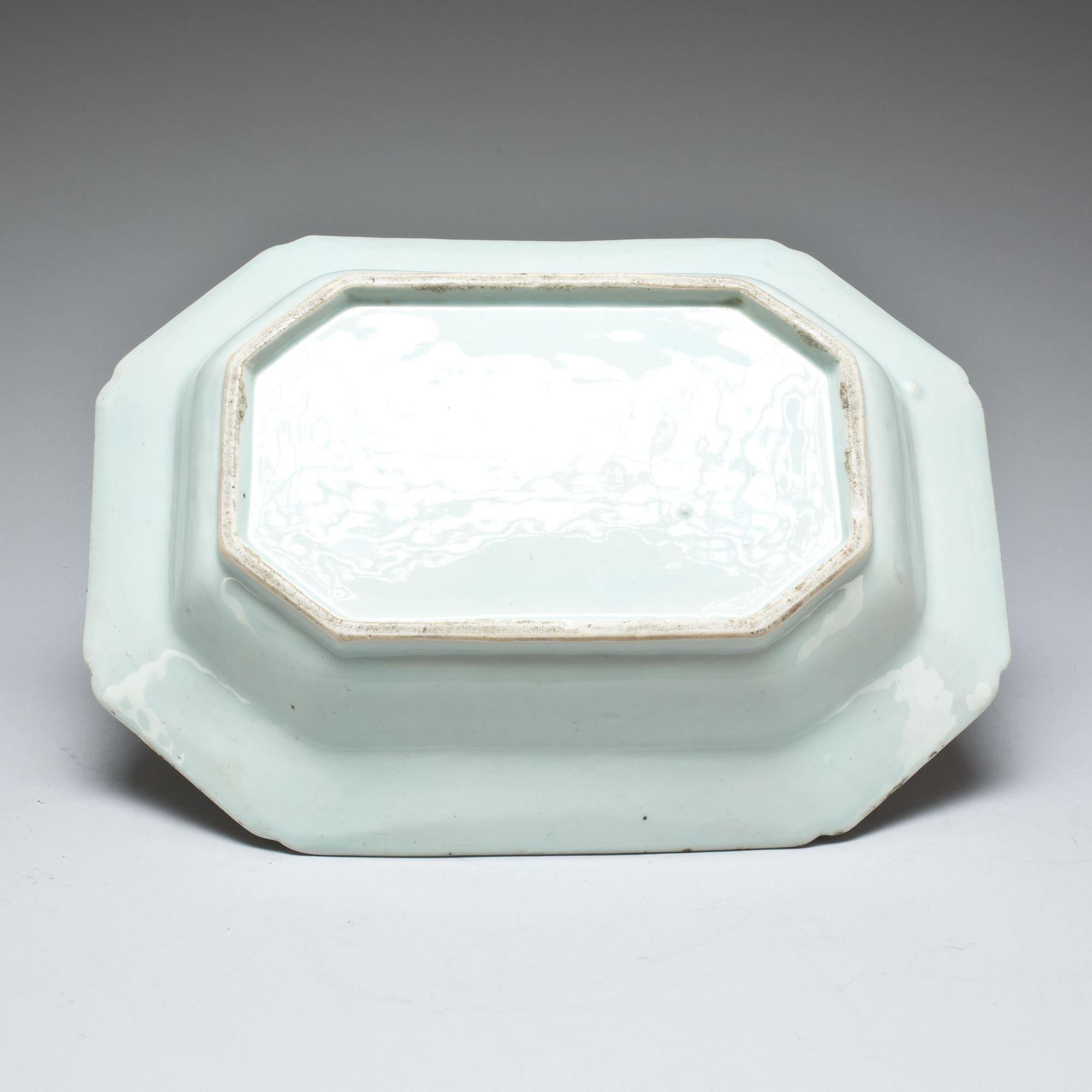 TERRINFAT, kompaniporslin. Qing dynastin, Qianlong (1736-95).