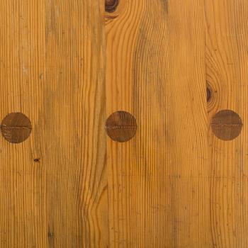 A PINE SOFA TABLE BY ROLAND WILHELMSSON FOR KARL ANDERSSON.