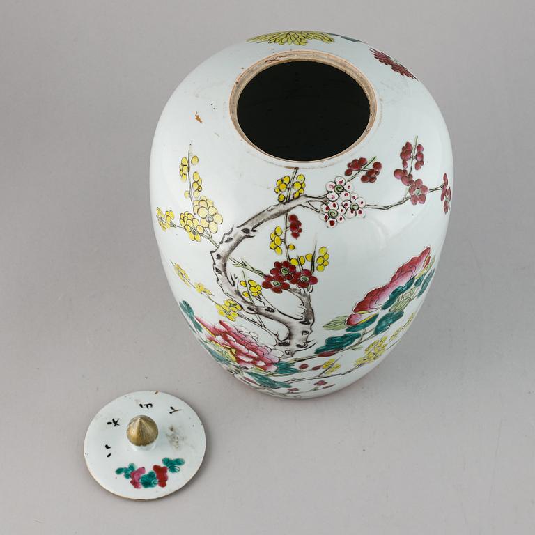 A famille rose jar with cover, China, 20th Century.