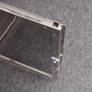 Läkarskåp, Kifa, 1900-talets andra hälft.