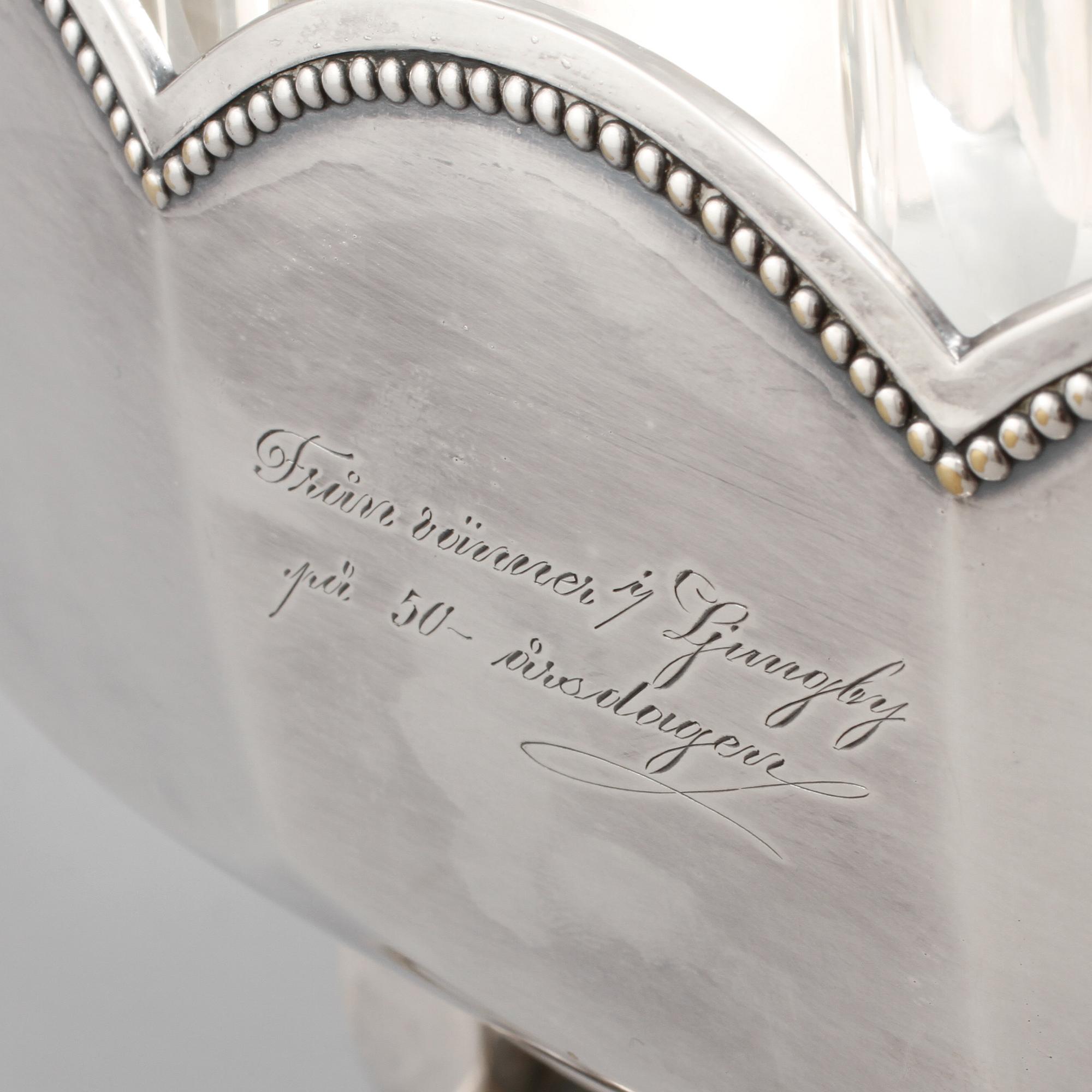 JARDINJÄR, nysilver och glas, 1900-talets första kvartal.