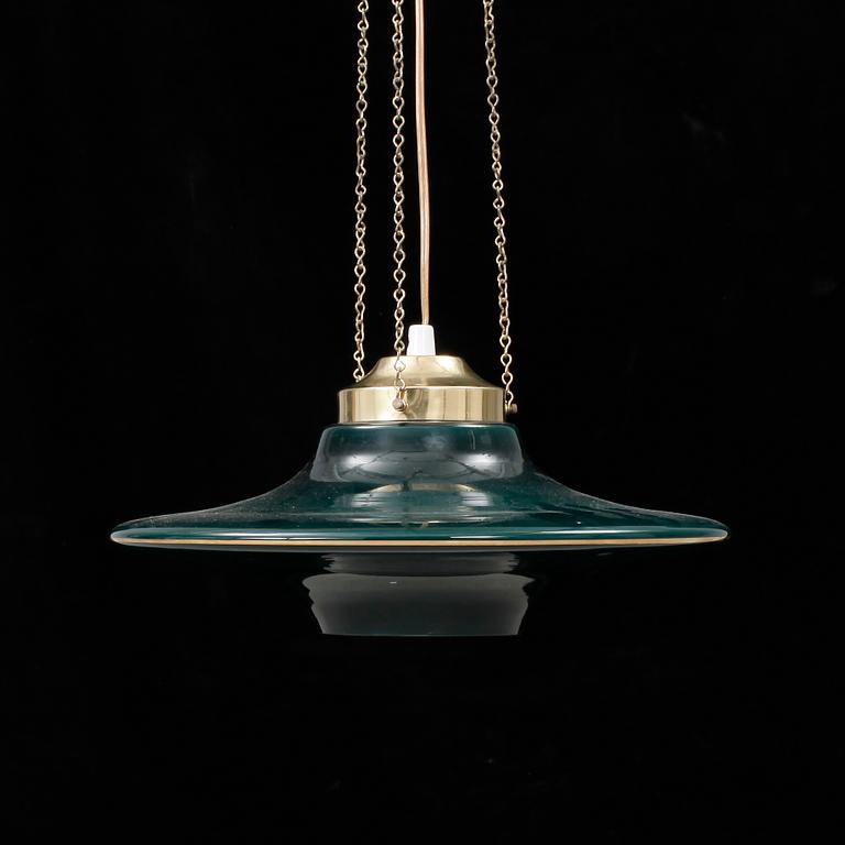 TAKLAMPA, glas, 1900-talets andra hälft.