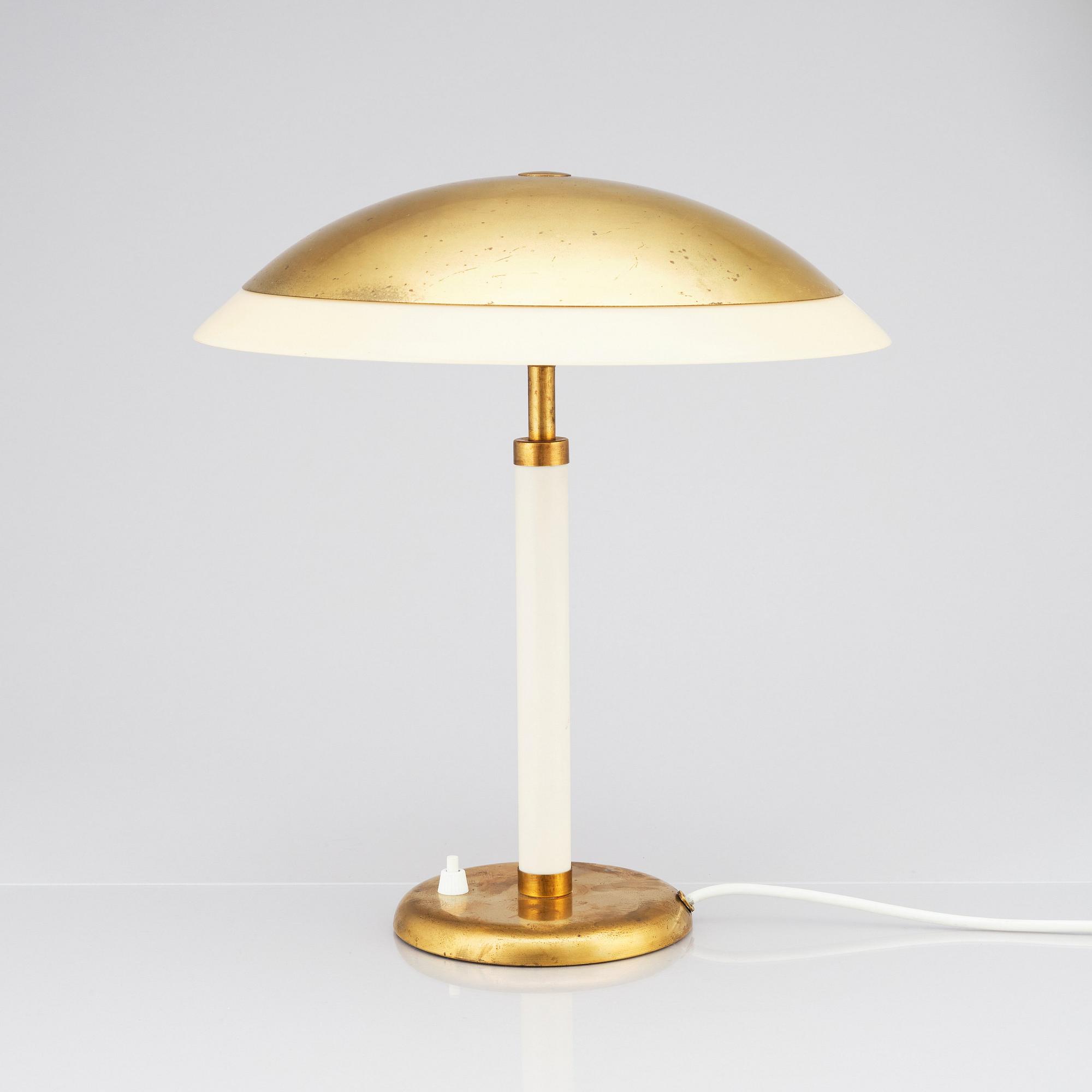 Harald Notini, bordslampa, modell "15258", Arvid Böhlmarks Lampfabrik, 1940-50-tal.