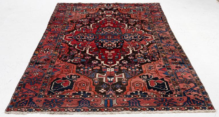 Rug, Nahavad, approx. 300 x 196 cm.