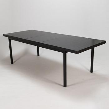 Matbord samt stolar, 10 st, "Menton" för BoConcept 2010-tal.