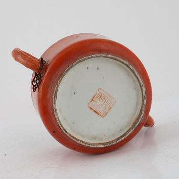 A group of three brushstands, a teapot and a bowl, Qing dynasty, 19th century.