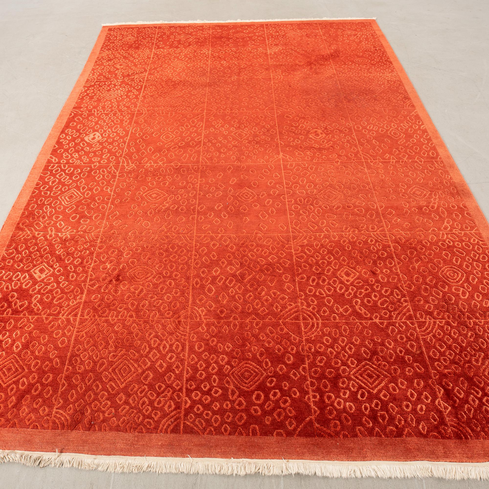Carpet approx. 340x247 cm.