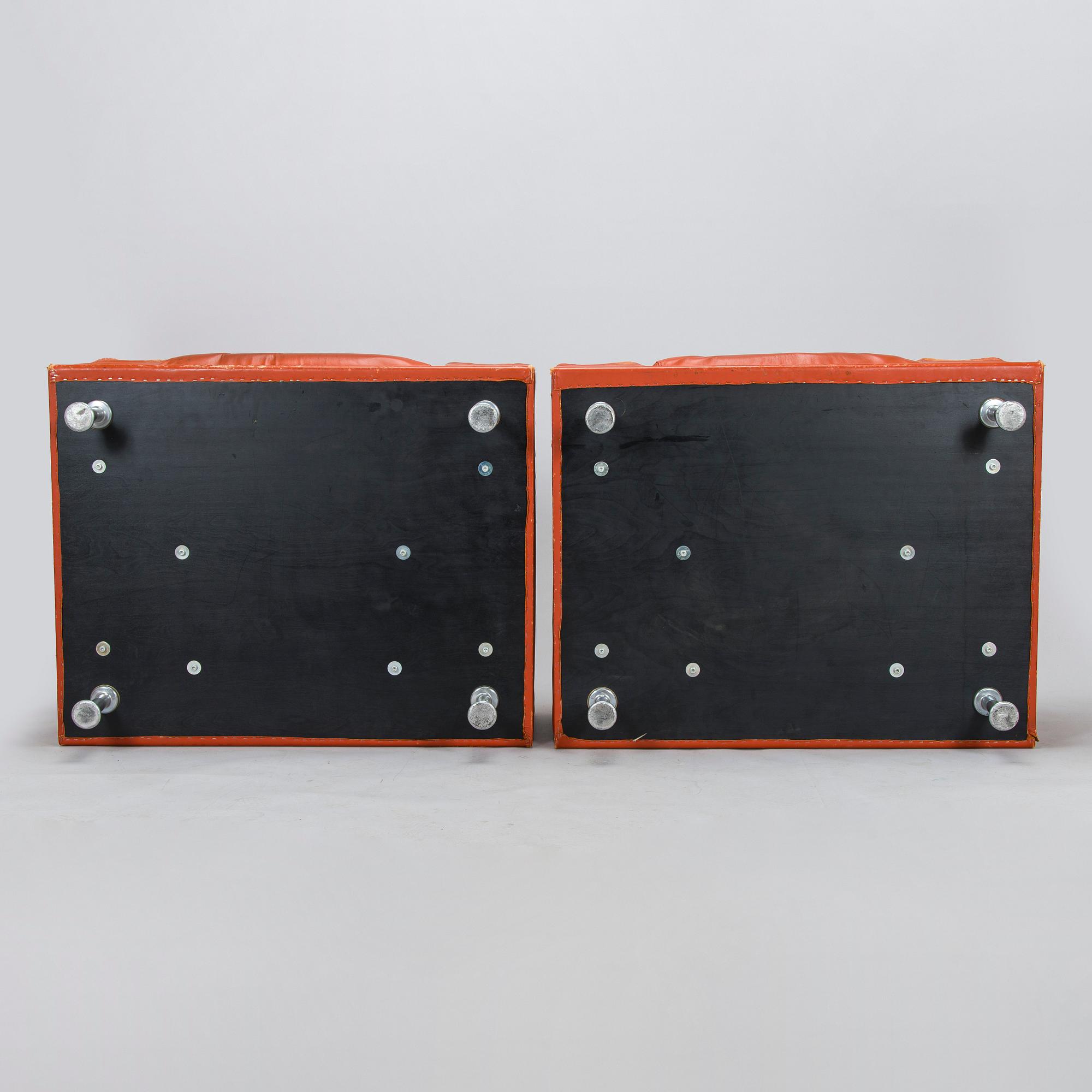 Yrjö Kukkapuro, nojatuoleja, pari, "Variaatio", tilaustyö, Haimi, 1970-luvun loppu.