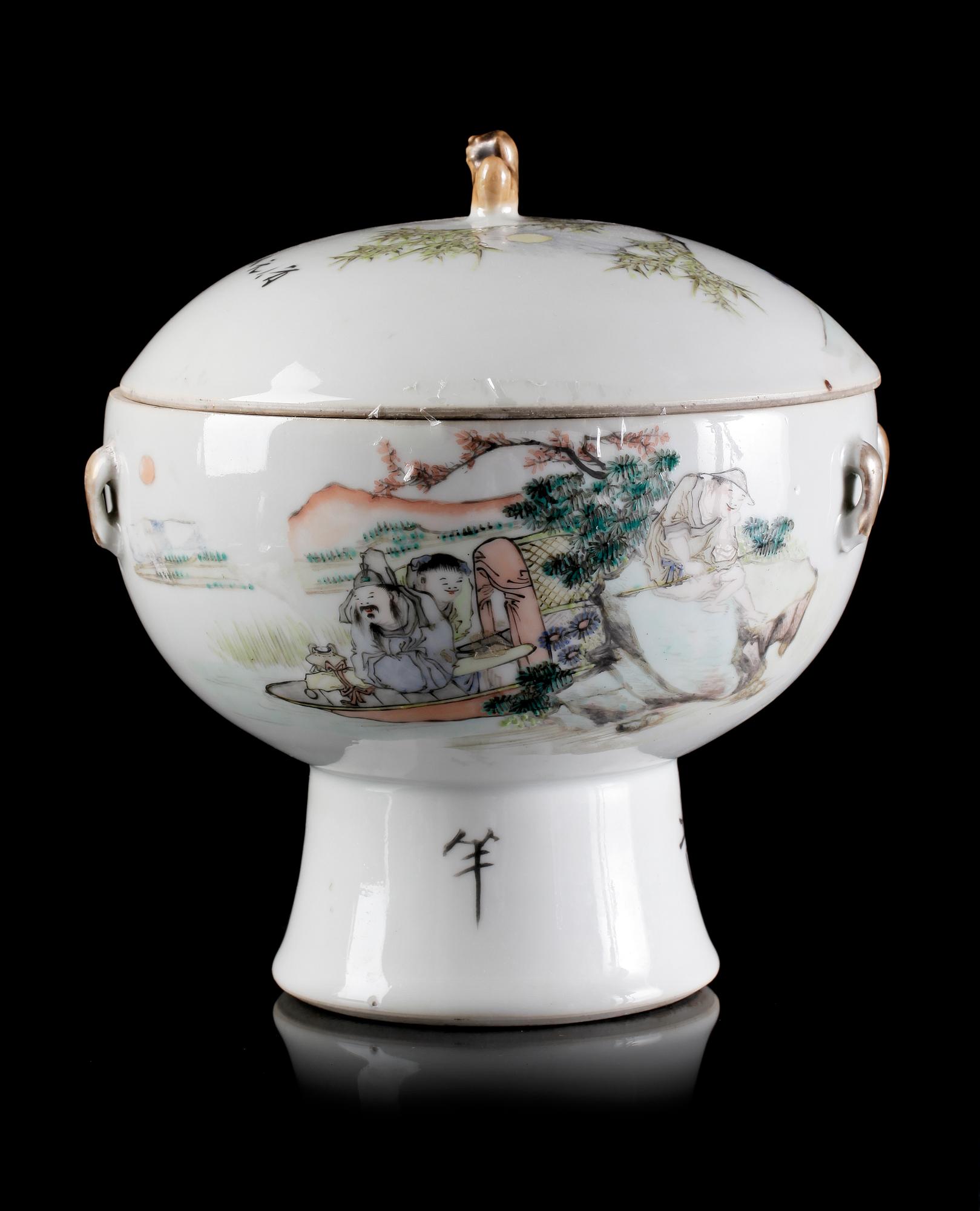 SKÅLAR med LOCK, 2 st, porslin, Kwang Hsu, Kina, 1800-talets andra hälft.