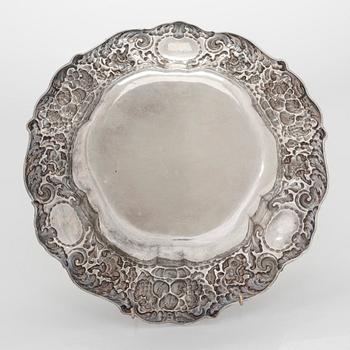 A silver centrepiece bowl, import mark Oskar Lindroos, Helsinki 1929.