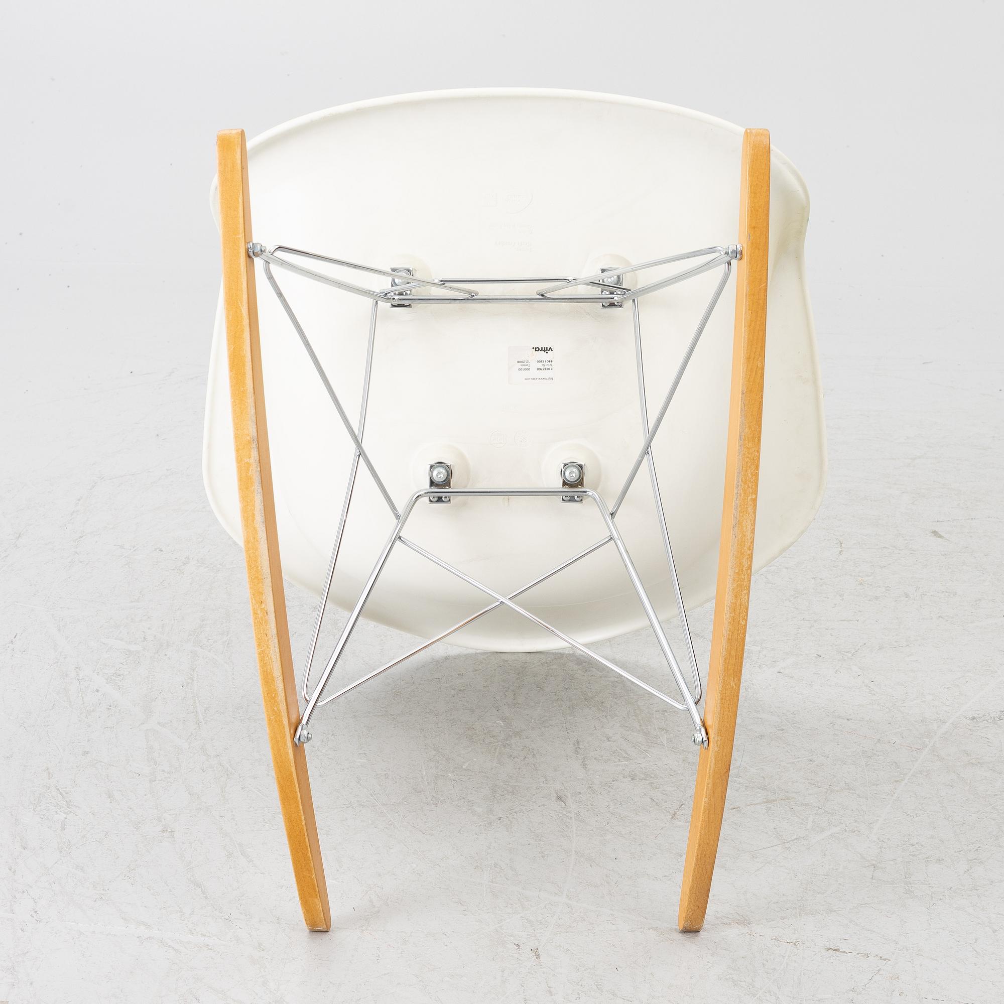 Charles & Ray Eames, Rocking chair, 'Plastic Armchair RAR, Vitra.