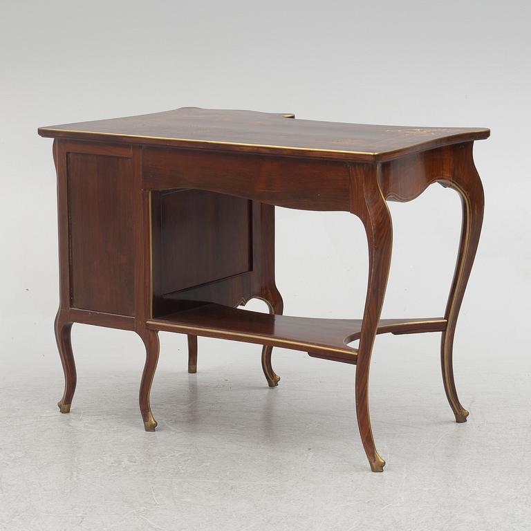 An early 20th Century Art Nouveau desk, Germany, stamp J Groschkus, Berlin.