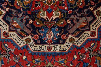 MATTO, semi-antique Tabriz, ca 351,5 x 262,5 cm.