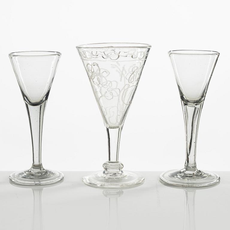 A set of three Swedish wine glasses, 18th/19th century.