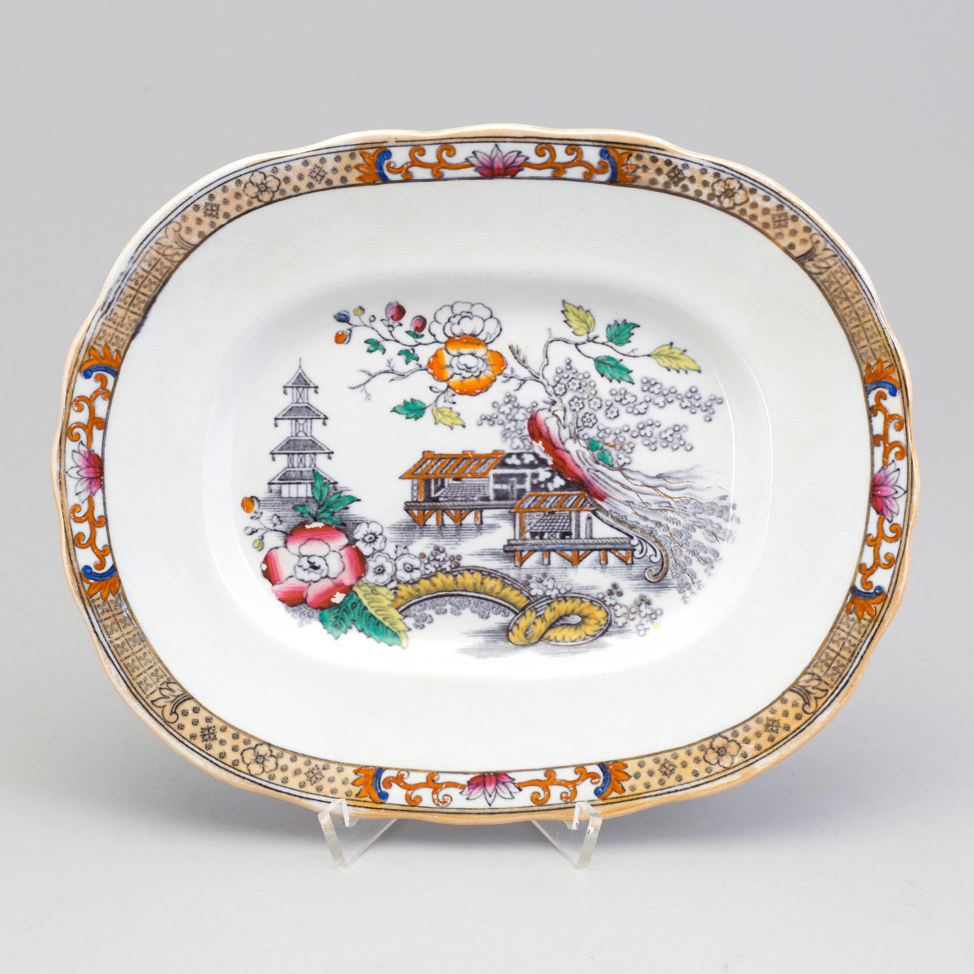 A Rörstrand 'Japan' dinner service, early 20th century (56 pieces).