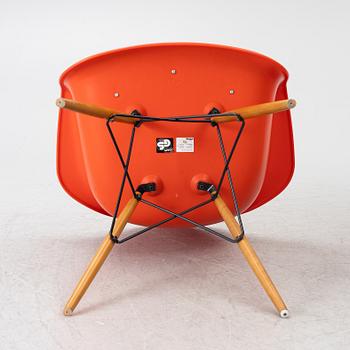 Charles & Ray Eames, karmstolar, 6 st, "Plastic armchair DAW", Vitra.