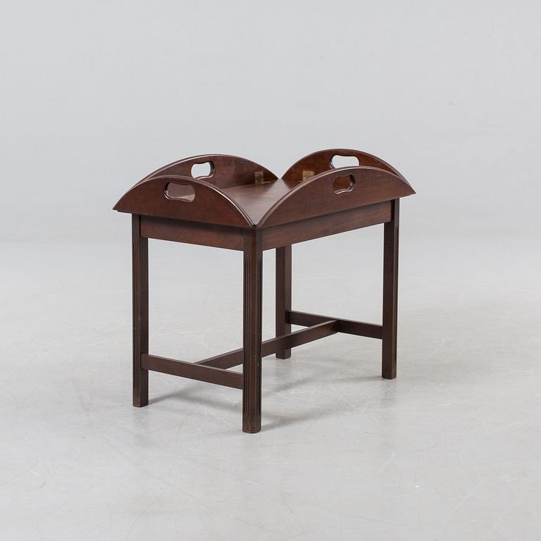 BUTLERS TRAY, 1900-tal.