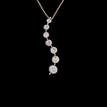 HÄNGE, 14K vitguld med 7 briljantslipade diamanter ca 0.50 ct, utländska stämplar. Vikt 2,0 g.