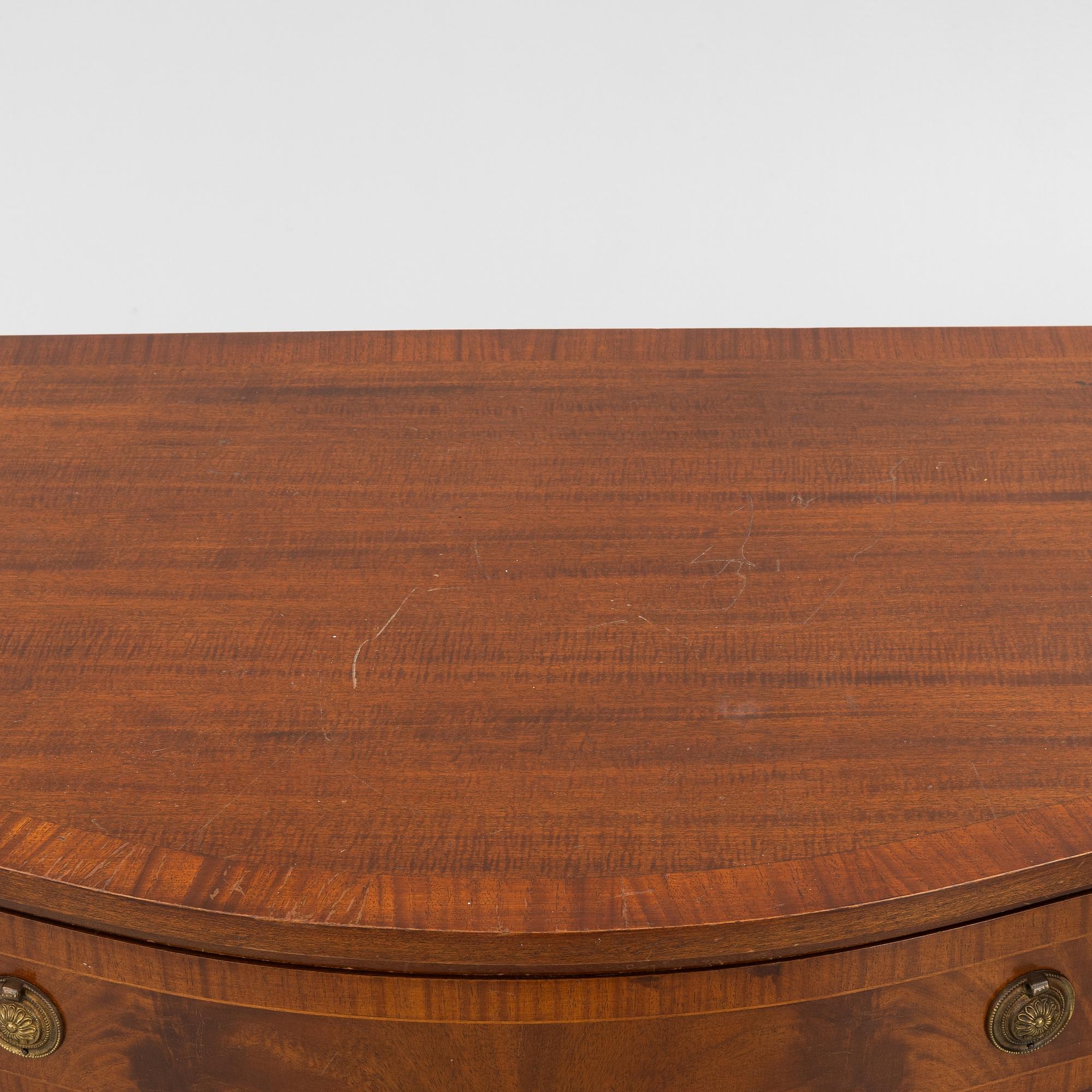 Sideboard, English style, first half of the 20th century.