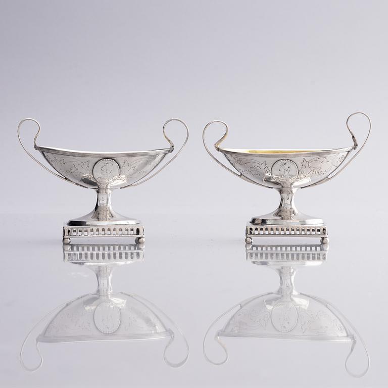 A pair of Swedish early 19th century silver salt-cellars, marks of Pehr Zethelius, Stockholm 1805.