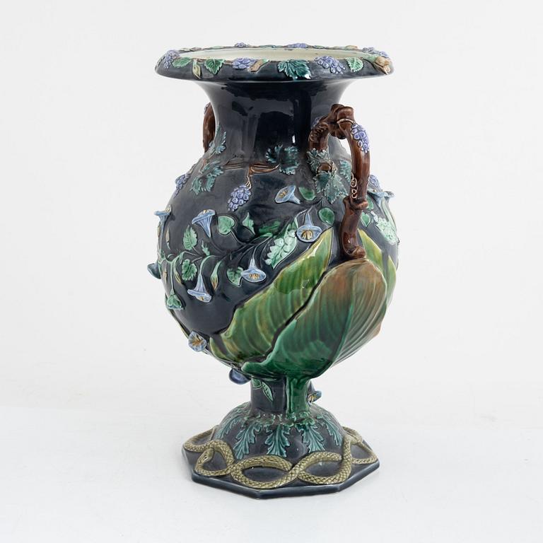 A majolica urn, Rörstrand, Sweden, late 19th century.