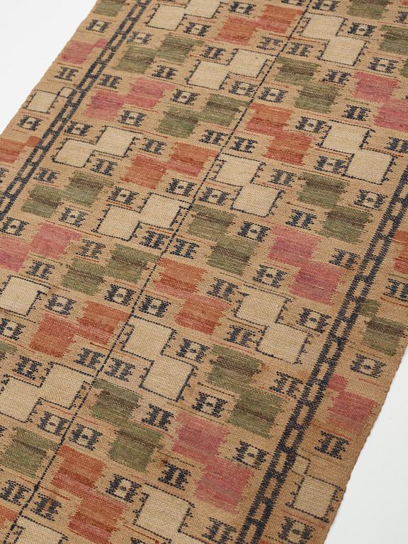 Märta Måås-Fjetterström, Vävnad, "Lövendal", inplock på linnebotten, ca 145,5-147 x 70-71,5 cm, signerad MMF.