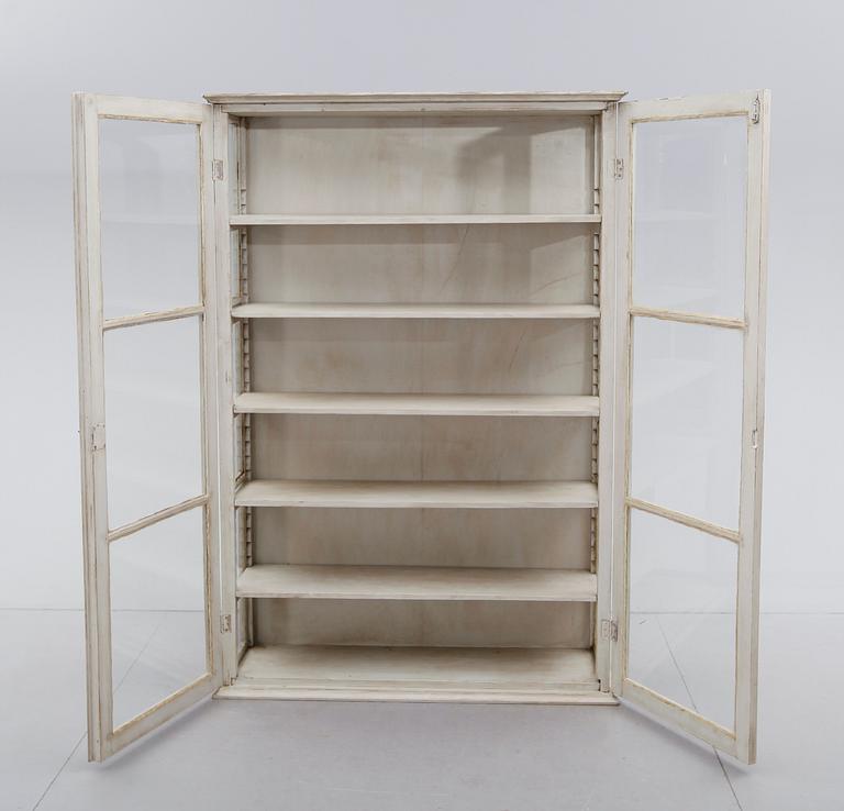 BOKSKÅP, 1800-talets andra hälft.