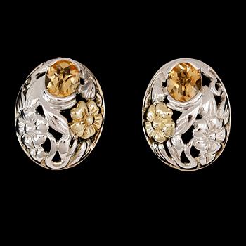 ÖRHÄNGEN, 1 par, 18 k vitguld, sterlingsilver, citriner tot ca 2.50 ct.
