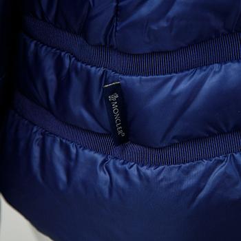 Moncler, dunjacka, storlek 2.