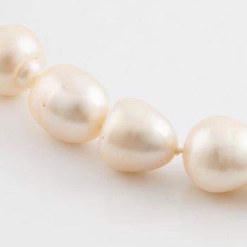 A Cultured South sea pearl necklace, clasp with brilliant cut diamonds.