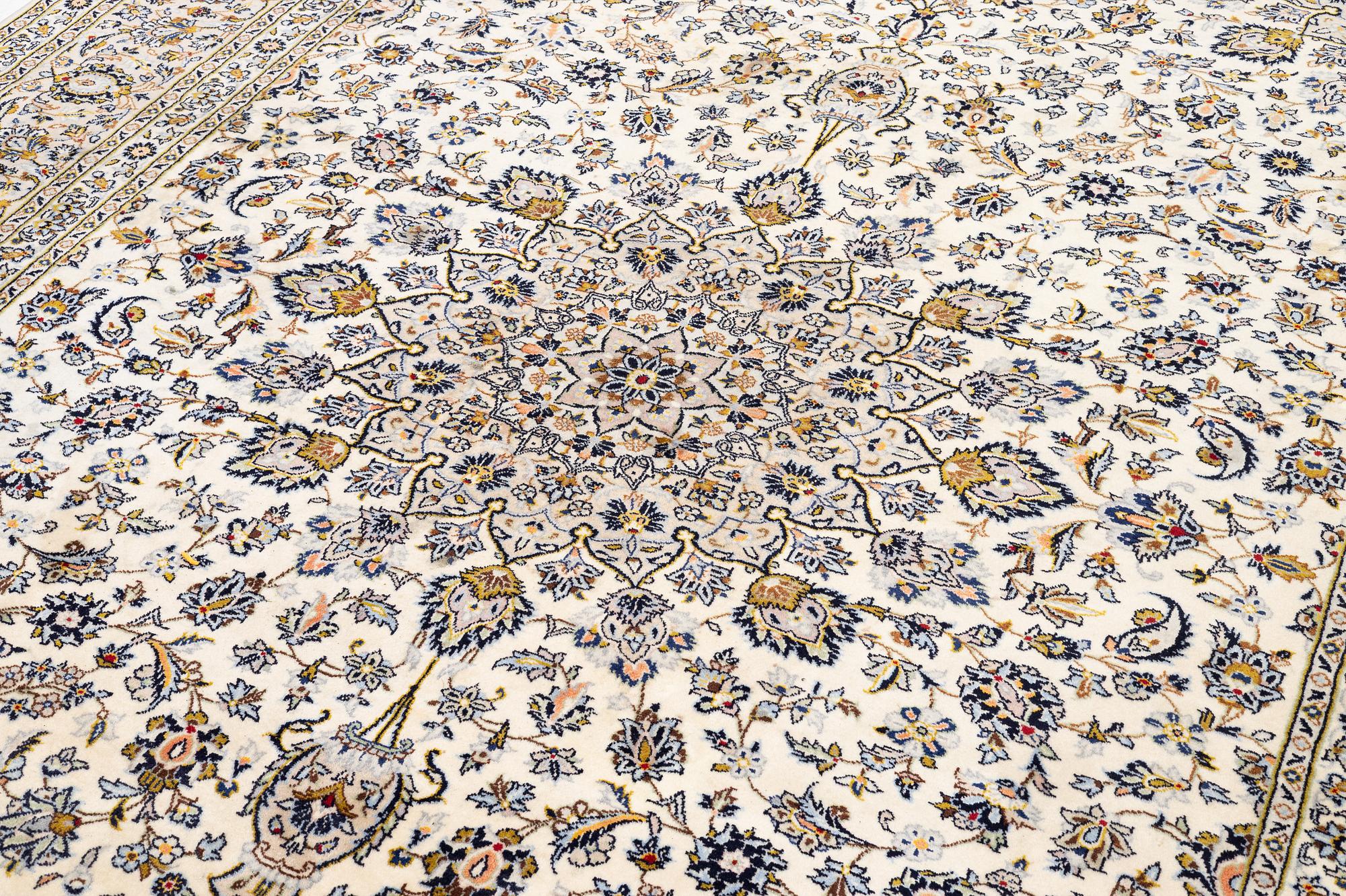 Carpet, Keshan,  420 x 300 cm.