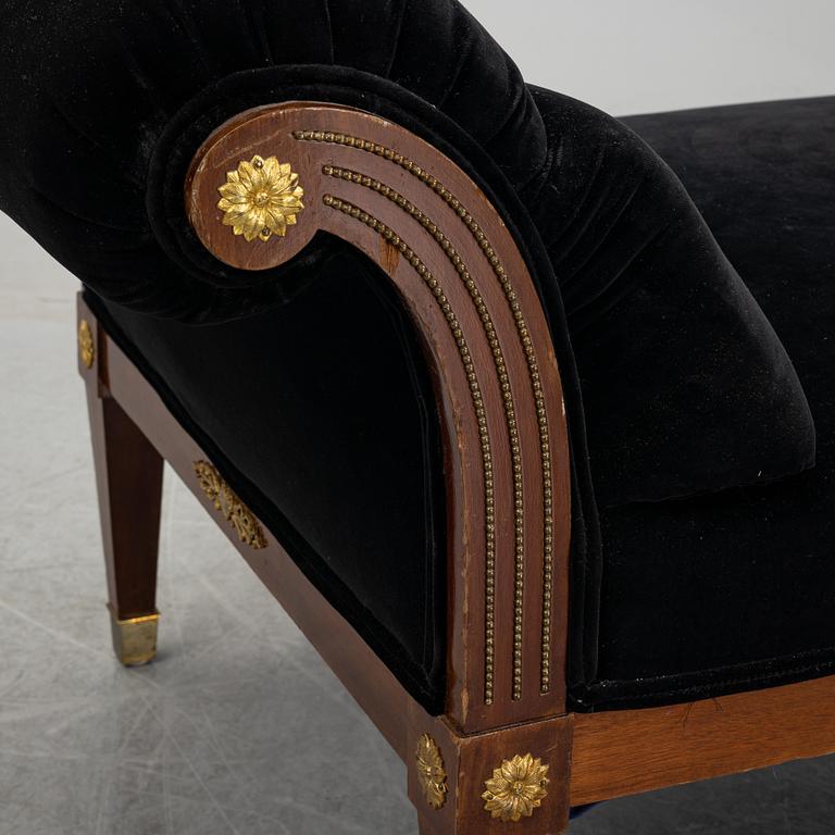 A late gustavian style daybed, early 20th century.