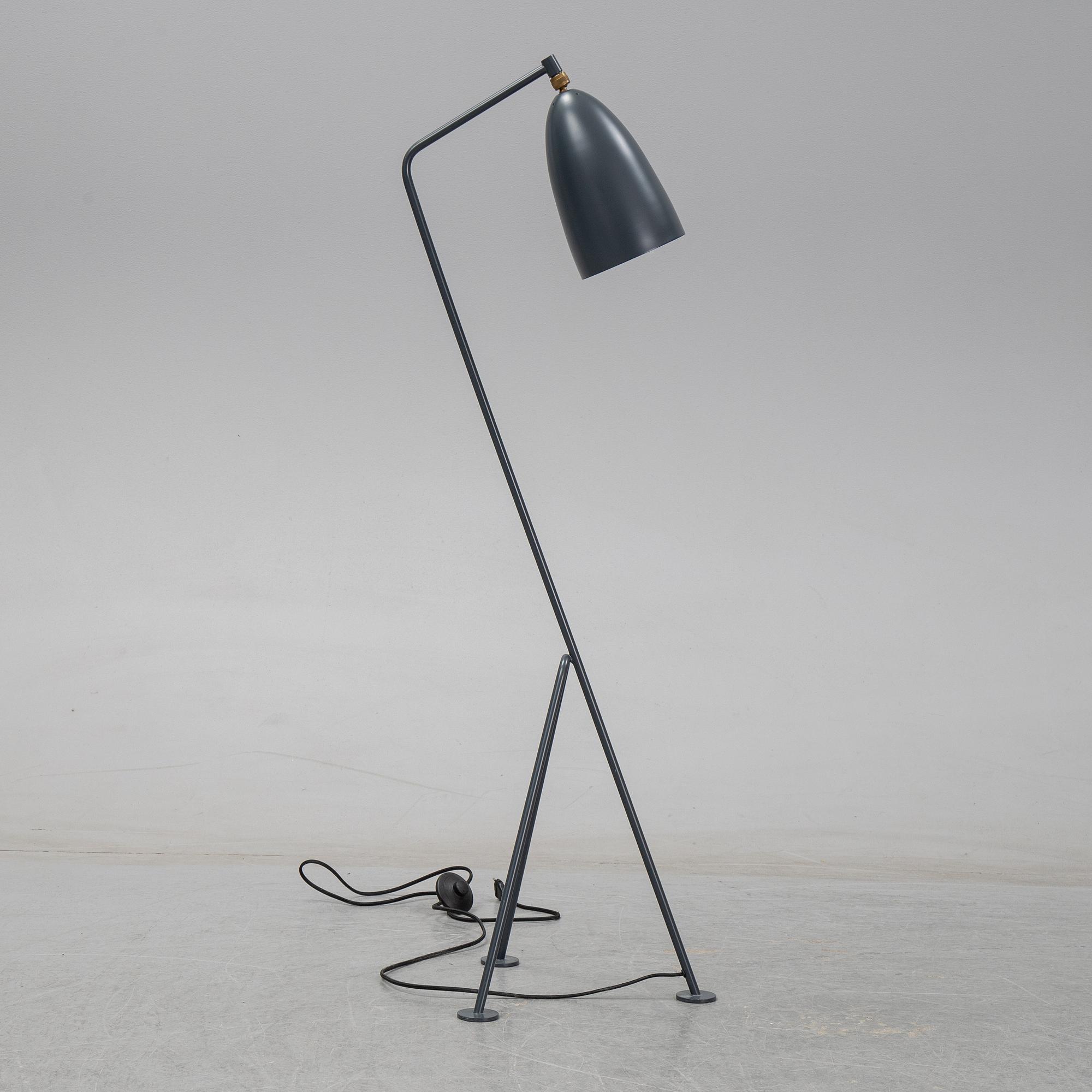 Greta Magnusson Grossman, golvlampa, "Grasshopper", GUBI, 2000-tal.