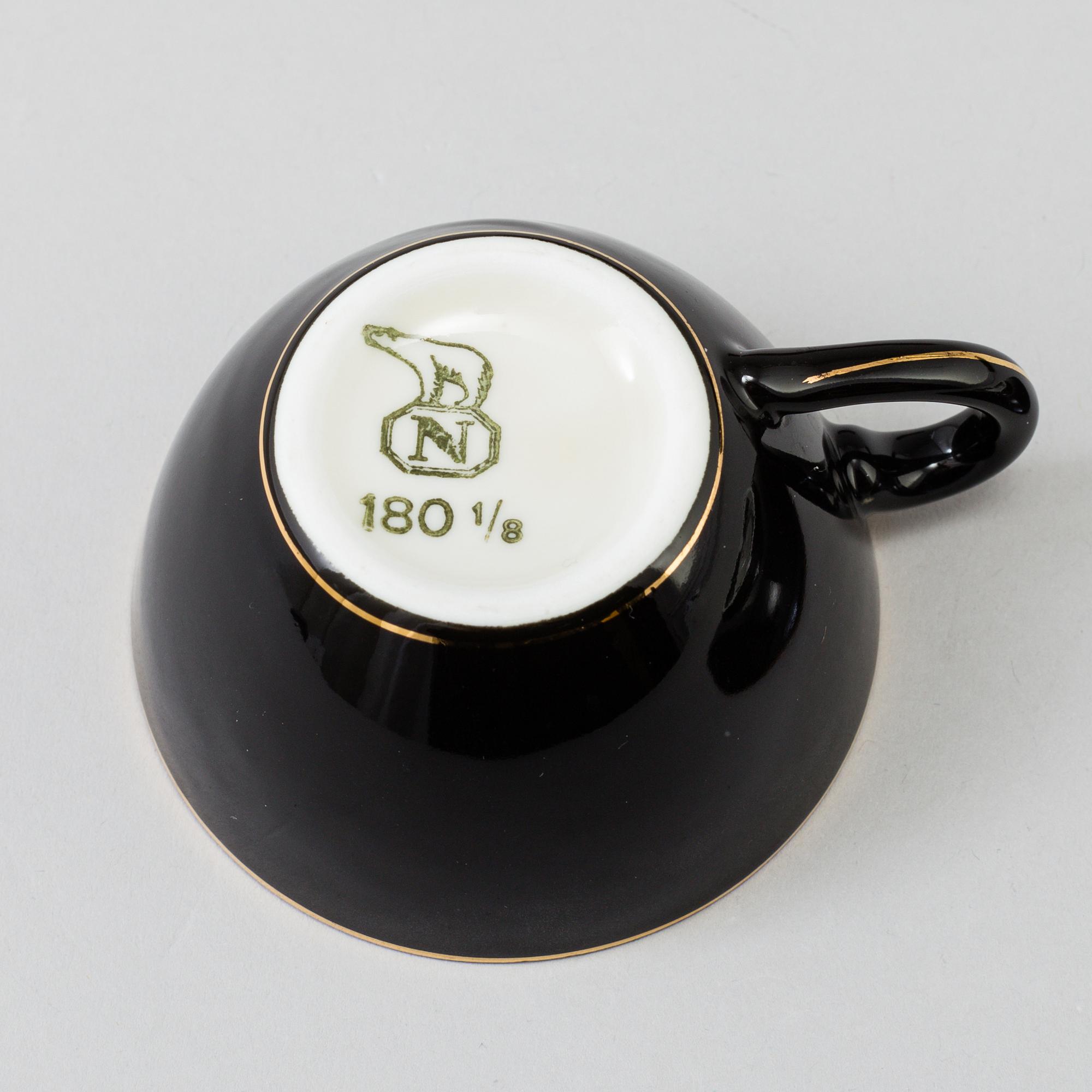 MOCCAKOPPAR / ESPRESSOKOPPAR med FAT, 6 st, Porcelain Fabriken Norden, Köpenhamn, 1900-tal.